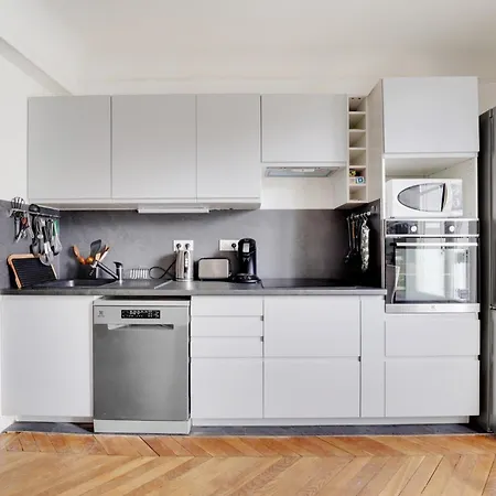 Apartmán 4 120m2 - Vue Tour Eiffel A Saint-germain